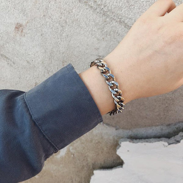 THICK CHAIN BRACELET